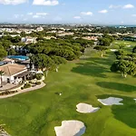 Pine Cliffs Gardens فندق