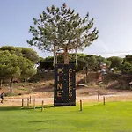 Pine Cliffs Gardens البوفيرا