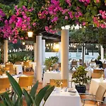 Pine Cliffs Gardens البوفيرا