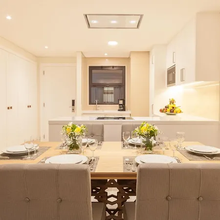 Pine Cliffs Gardens 酒店