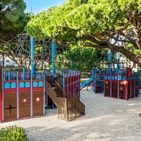 Pine Cliffs Gardens 5*