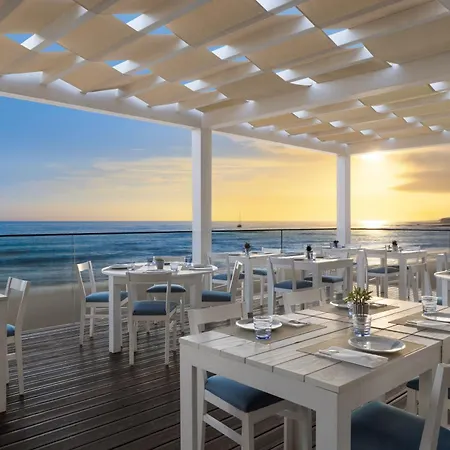 Pine Cliffs Gardens Hotell 5*