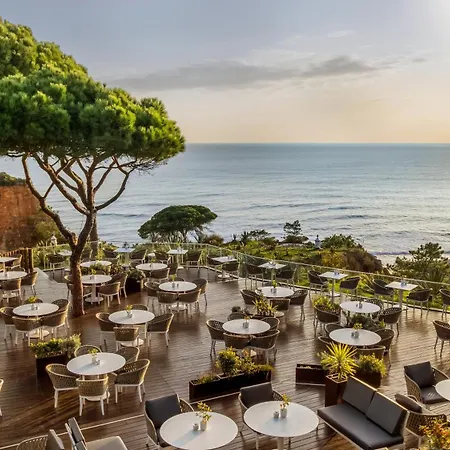 Pine Cliffs Gardens 5*