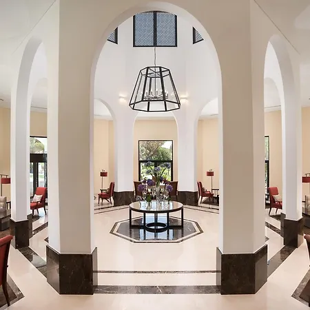 Pine Cliffs Gardens 5* البوفيرا
