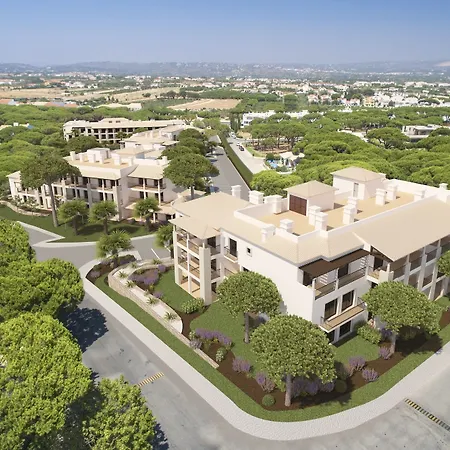 Pine Cliffs Gardens فندق