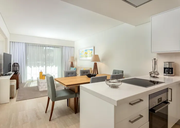 Hotel Pine Cliffs Gardens 5*