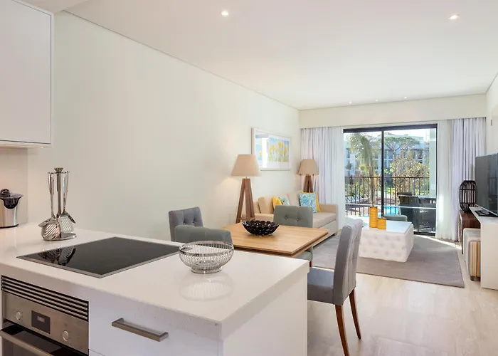 Pine Cliffs Gardens Hotell Albufeira