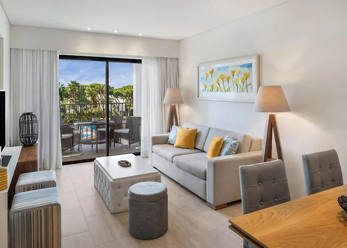 Pine Cliffs Gardens Hotel