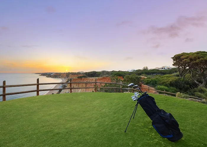 Pine Cliffs Gardens Hotel 5*