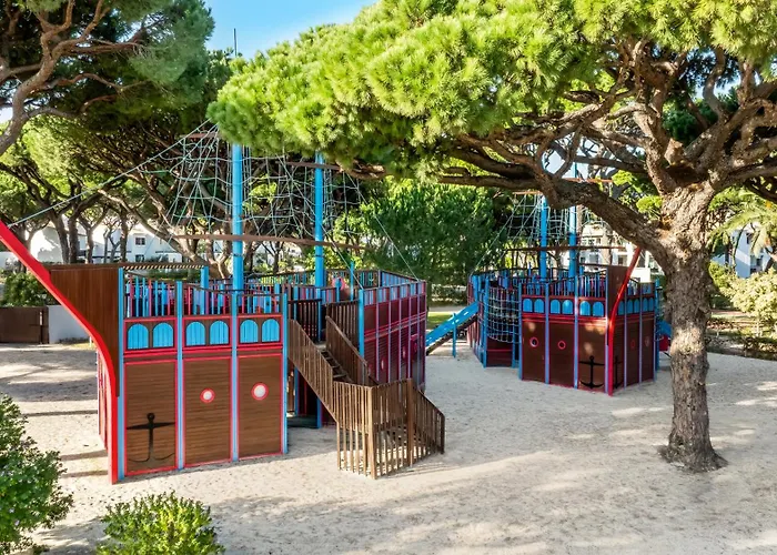 Pine Cliffs Gardens 5*