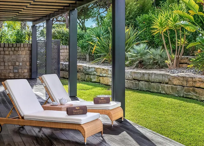 Pine Cliffs Gardens Hotell 5*