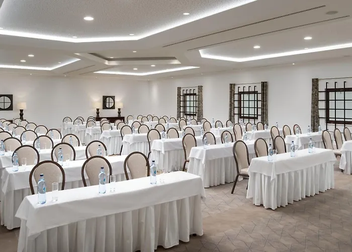 Hotel Pine Cliffs Gardens 5*