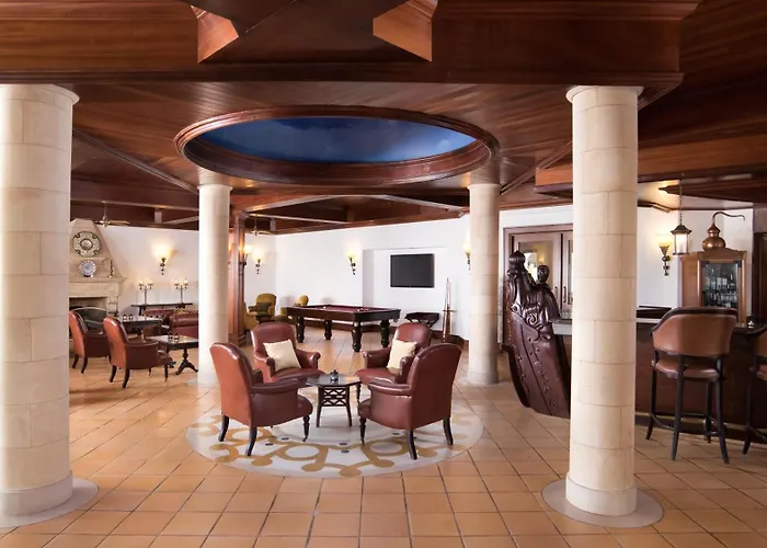 Pine Cliffs Gardens Hotell Albufeira