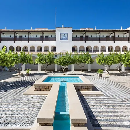 Pine Cliffs Gardens 5* אלבופיירה