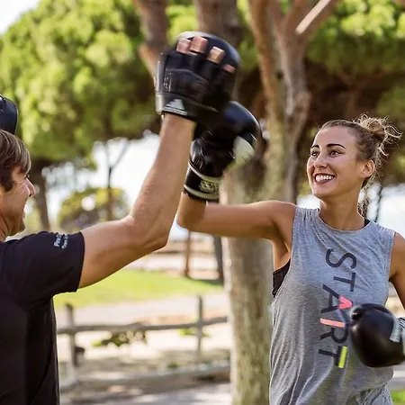 Pine Cliffs Gardens 5* אלבופיירה